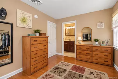 105 Pine Drive, New Windsor, NY 12553 - Photo 19