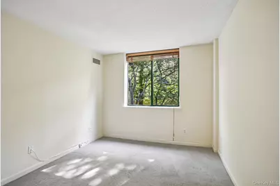 302 Church Street #2J, White Plains, NY 10603 - Photo 17