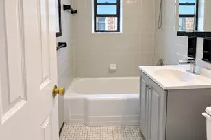 740 E 232nd St, Bronx, NY 10466 - Photo 7
