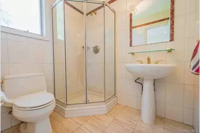 112 Harrison Street, Lawrence, NY 11559 - Photo 25