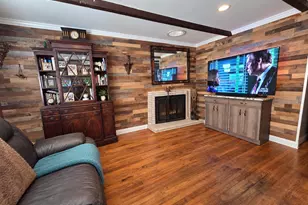 37 Marino Ave, Port Washington, NY 11050 - Photo 3