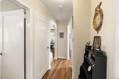 5 Marvin Avenue, Hicksville, NY 11801 - Photo 7