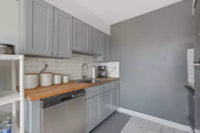 26 Cooper Road #411, Poughkeepsie, NY 12603 - Photo 9