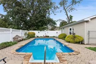 122 Commonwealth Ave, Merrick, NY 11566 - Photo 23