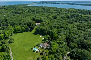 100 Horseshoe Rd, Mill Neck, NY 11765 - Photo 29