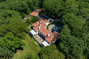 100 Horseshoe Rd, Mill Neck, NY 11765 - Photo 27