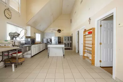 125 Vineyard Avenue, Highland, NY 12528 - Photo 27