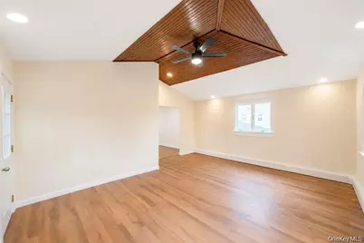 41 Madison Avenue, Amityville, NY 11701 - Photo 13