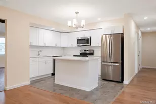 41 Madison Ave, Amityville, NY 11701 - Photo 9