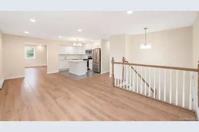 41 Madison Avenue, Amityville, NY 11701 - Photo 17