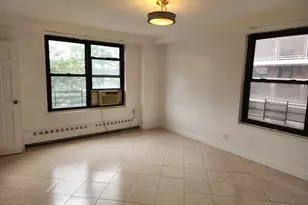 61-15 98th St, Rego Park, NY 11374 - Photo 7