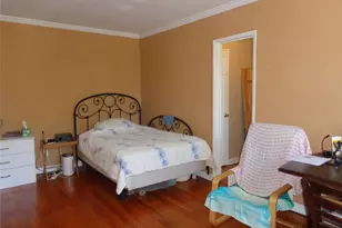 215-40 47th Ave, Bayside, NY 11361 - Photo 5