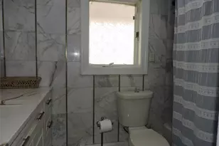 18 Leach St, Lynbrook, NY 11563 - Photo 7