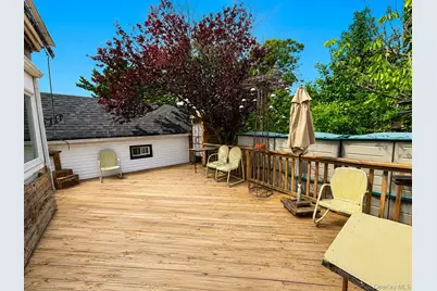 13810 Cronston Avenue, Rockaway Park, NY 11694 - Photo 19