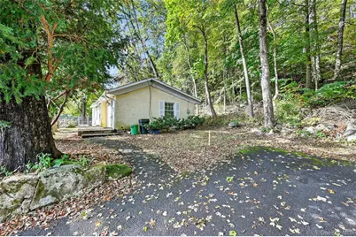 27 Richard Street, Sloatsburg, NY 10974 - Photo 3