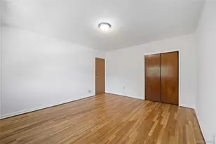 1047 E 217th St, Bronx, NY 10469 - Photo 21