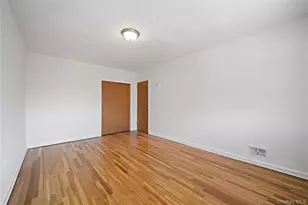 1047 E 217th St, Bronx, NY 10469 - Photo 19