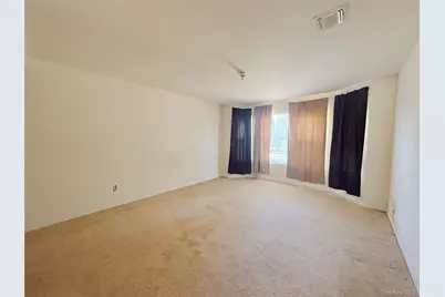 249 Haven Avenue, Ronkonkoma, NY 11779 - Photo 13