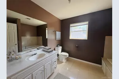 249 Haven Avenue, Ronkonkoma, NY 11779 - Photo 29
