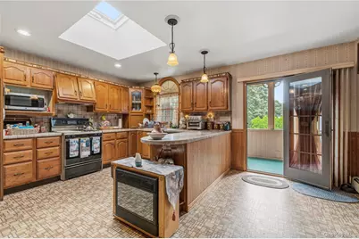 2473 New York Avenue, Melville, NY 11747 - Photo 9