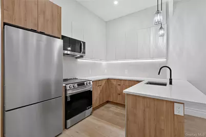 427 E 140 Street #4, Bronx, NY 10451 - Photo 5