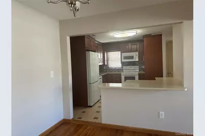 8 Miriam Street #1, Valley Stream, NY 11581 - Photo 5