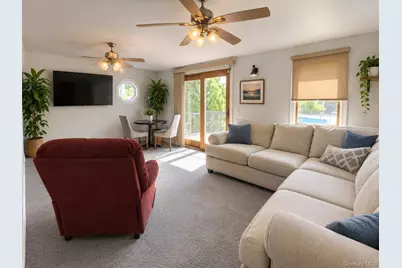 32 Pine Street, Selden, NY 11784 - Photo 5