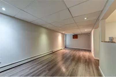 10 Stonehurst Circle S, Centereach, NY 11720 - Photo 25