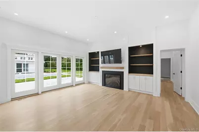 13 Cedarfield Lane, Westhampton, NY 11977 - Photo 5