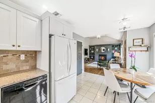 1 Rutgers St, Smithtown, NY 11787 - Photo 13