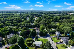 1 Rutgers St, Smithtown, NY 11787 - Photo 35