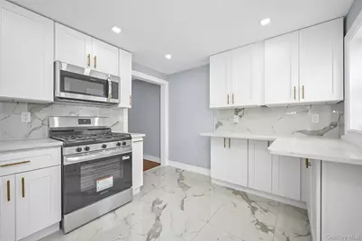 118-33 152nd Street, Jamaica, NY 11434 - Photo 5