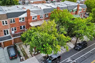 69-12 31st Avenue, Woodside, NY 11377 - Photo 3