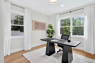 10 Chelsea Dr, Port Washington, NY 11050 - Photo 13