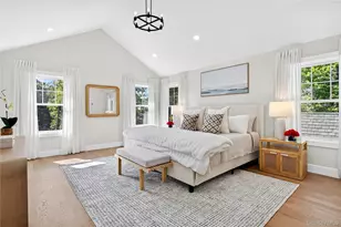 10 Chelsea Dr, Port Washington, NY 11050 - Photo 19