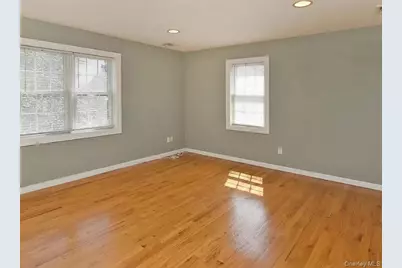 16A Inwood Road, Port Washington, NY 11050 - Photo 5