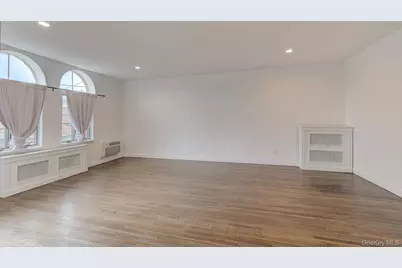 215 Middle Neck Road #2-2B, Great Neck, NY 11021 - Photo 5