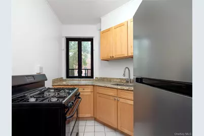 2150 E Tremont Avenue #4C, Bronx, NY 10462 - Photo 3
