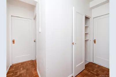 2150 E Tremont Avenue #4C, Bronx, NY 10462 - Photo 9
