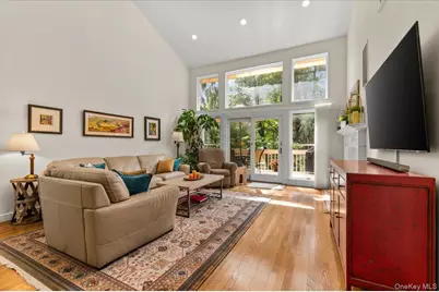 53 Willow Ridge Drive, Smithtown, NY 11787 - Photo 5