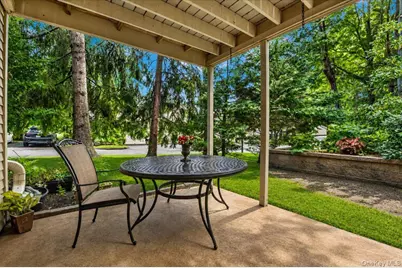 53 Willow Ridge Drive, Smithtown, NY 11787 - Photo 9
