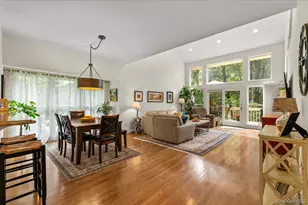53 Willow Ridge Dr, Smithtown, NY 11787 - Photo 15