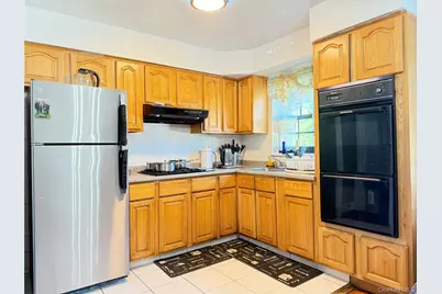 3207 Pearsall Avenue, Bronx, NY 10469 - Photo 3