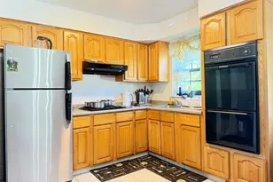 3207 Pearsall Ave, Bronx, NY 10469 - Photo 3