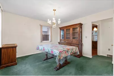 7607 Hewlett Street, New Hyde Park, NY 11040 - Photo 7