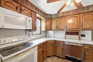 2226 3rd St, East Meadow, NY 11554 - Photo 15