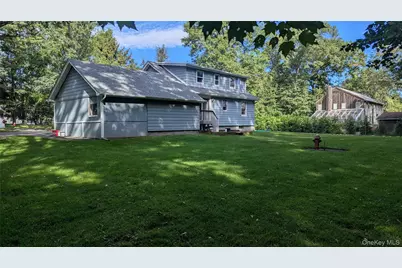 362 Strawtown Road, West Nyack, NY 10994 - Photo 9