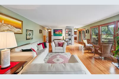 4 Hill Dale Avenue, Miller Place, NY 11764 - Photo 11