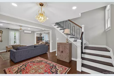 182 School Street, Oyster Bay, NY 11771 - Photo 11