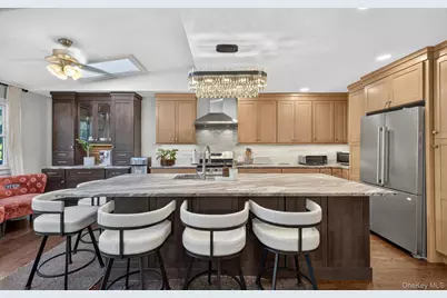 182 School Street, Oyster Bay, NY 11771 - Photo 25